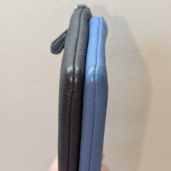 Coach leather double zip wristlet/wallet in blue/black. Large, EUC! - Picture 10 of 12